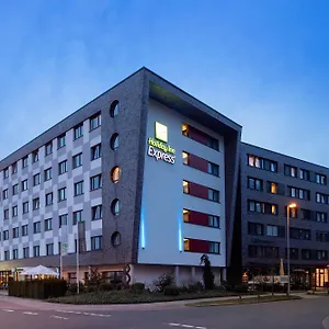 Otel Express Airport By Ihg, BRE