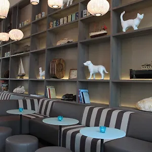 Otel One, BRE