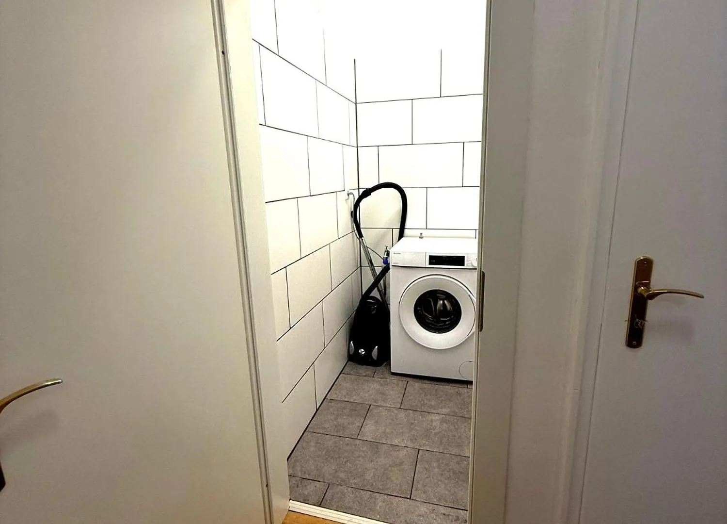 Logis-Apartment BRE Apartment